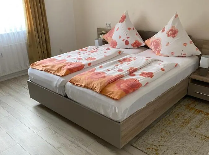 Slavia מלון בצדורף